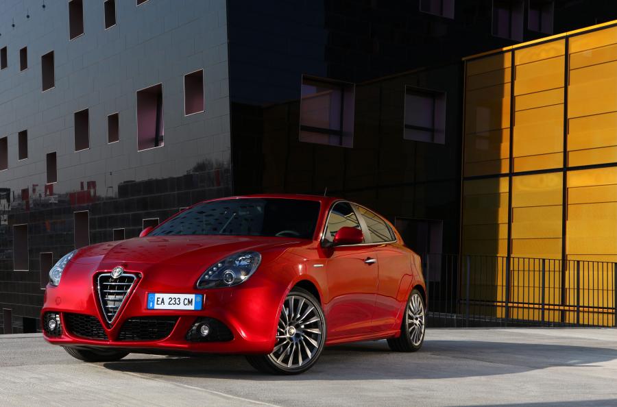  Alfa Romeo Giulietta 2010 года  (фото 29 из 61)
